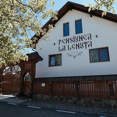 Pensiunea La Lenuta Oncesti  Экстерьер фото